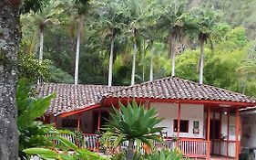 Hostal Rio Arabia - Valle De Cocora Hotel